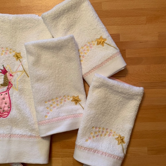 Fairy Sparkle Embroidered Towels - Picture 4 of 13